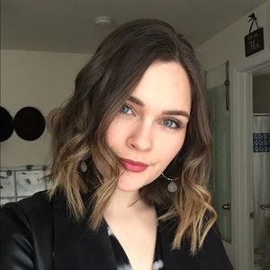 Meet your Posher, Katelynn